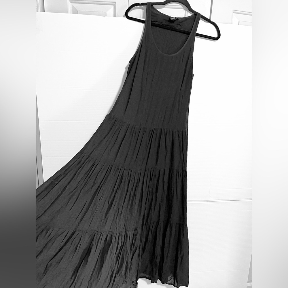 ASOS  3 tiered maxi dress US size 4 black NWT